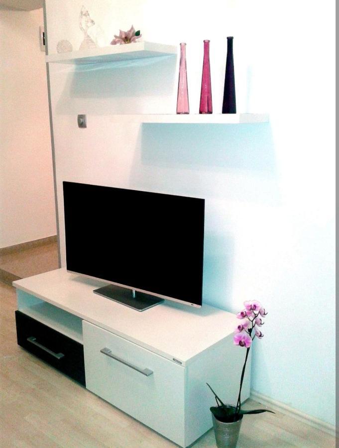 Ory Near The Center With Free Parking * Pula
