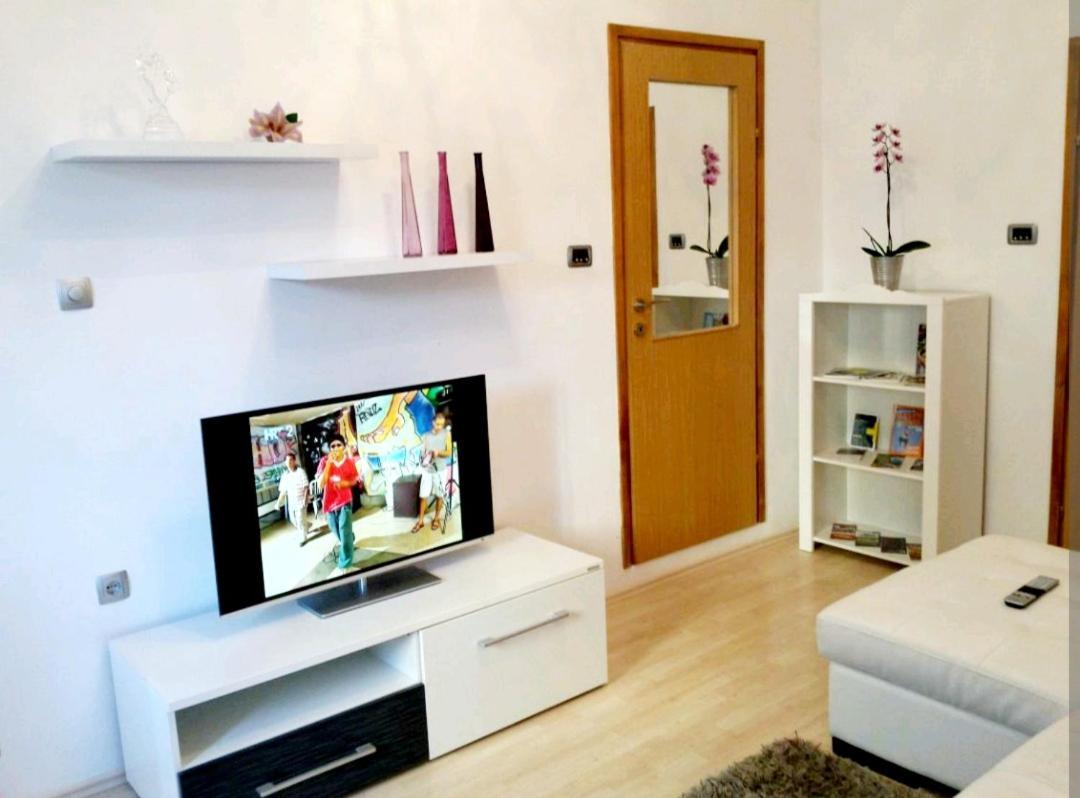 Ory Near The Center With Free Parking * Pula
